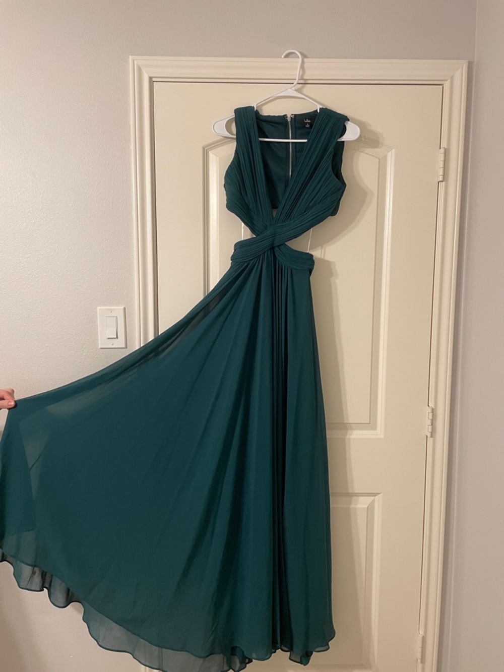 Lulu's Teal Sleeveless Twist-Waist Chiffon Maxi Dress